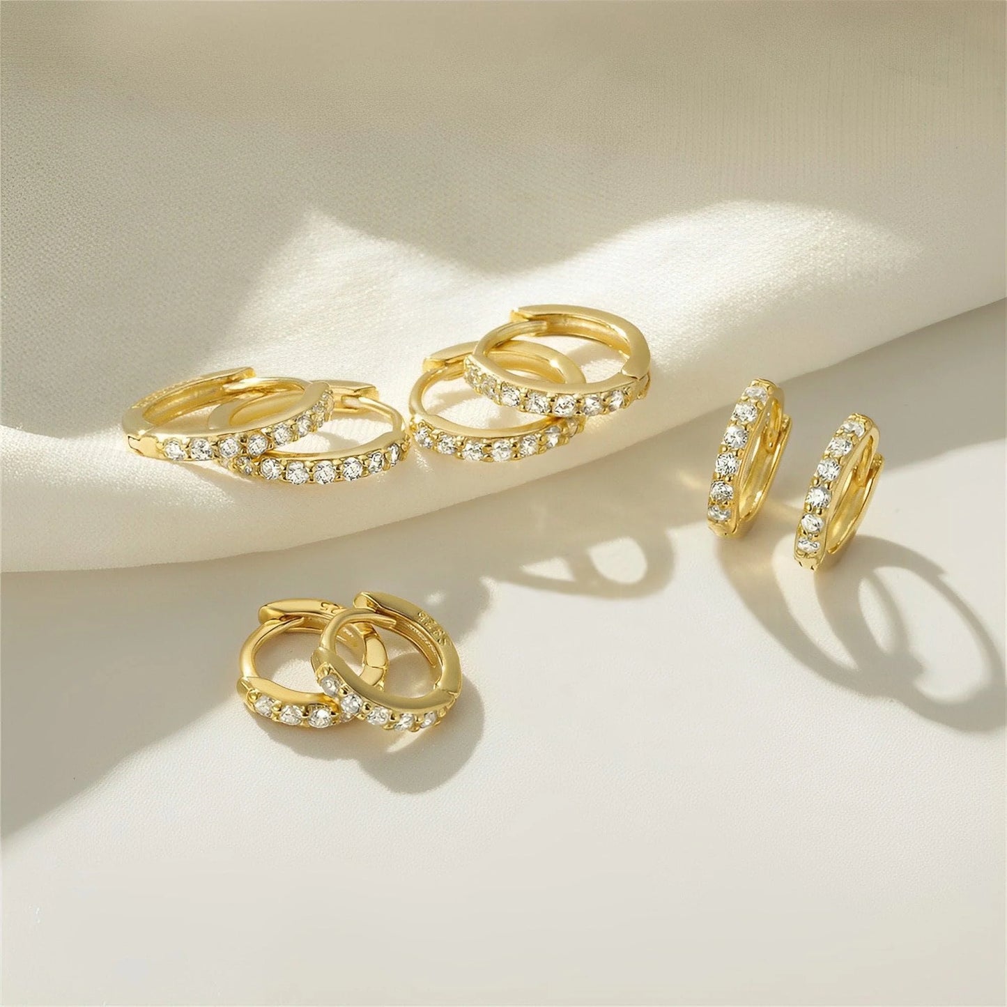 Multi-Piercing Matching Small Hoop Earrings