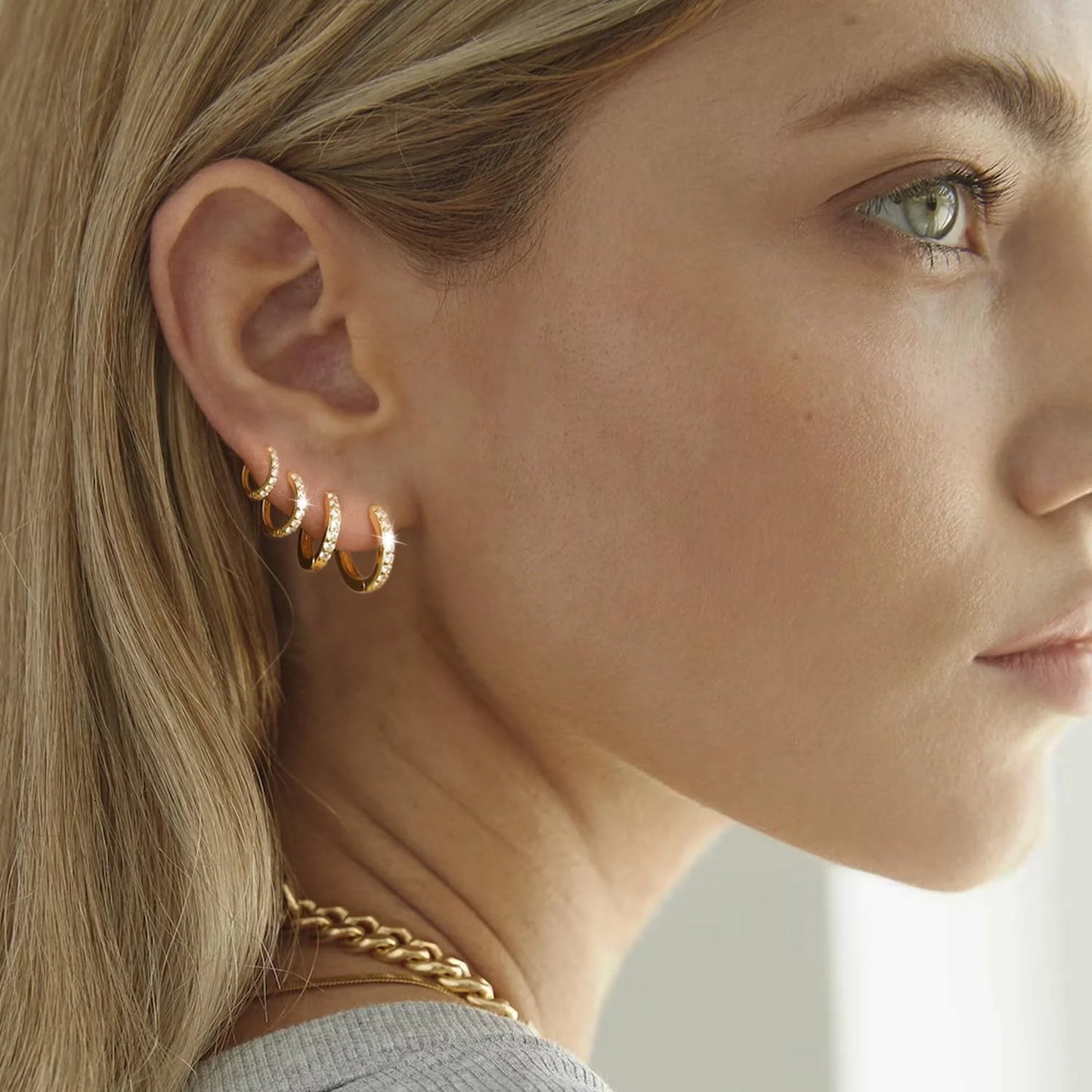 Multi-Piercing Matching Small Hoop Earrings